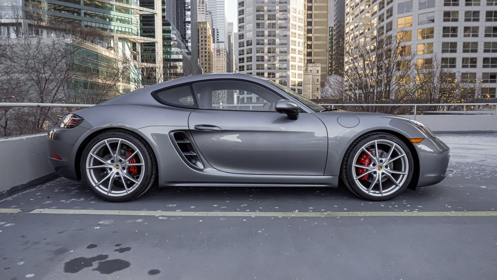 2025 Porsche 718 Cayman S 4