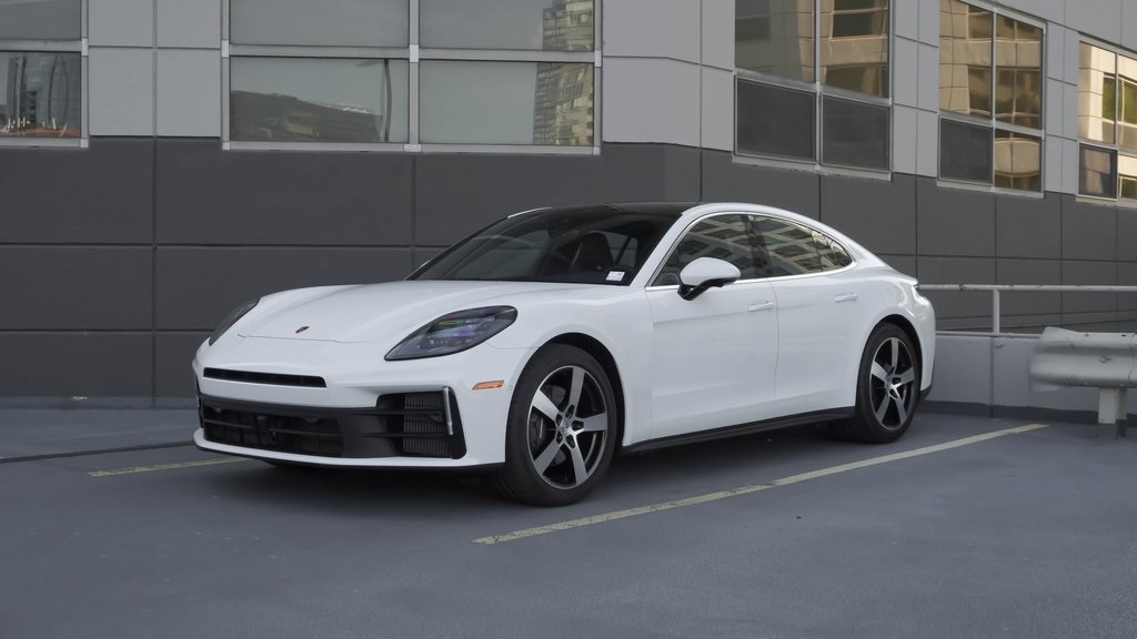 2025 Porsche Panamera 4 1