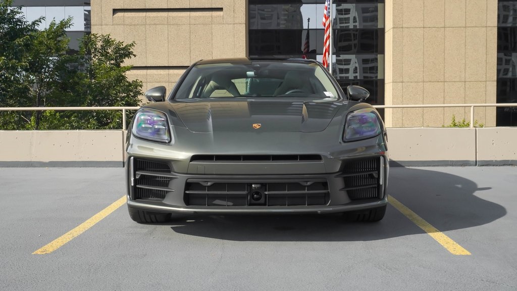 2025 Porsche Panamera 4 2