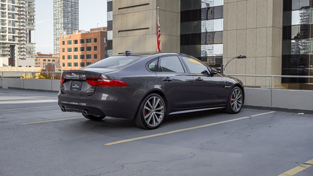 2017 Jaguar XF S 3