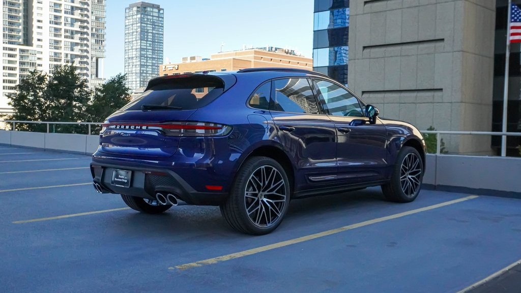 2025 Porsche Macan  3