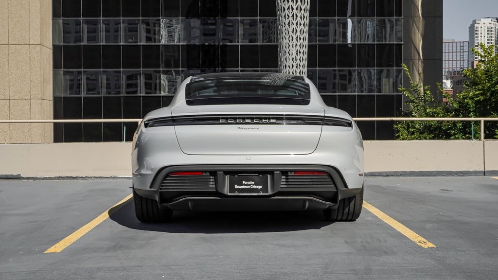 2025 Porsche Taycan  4