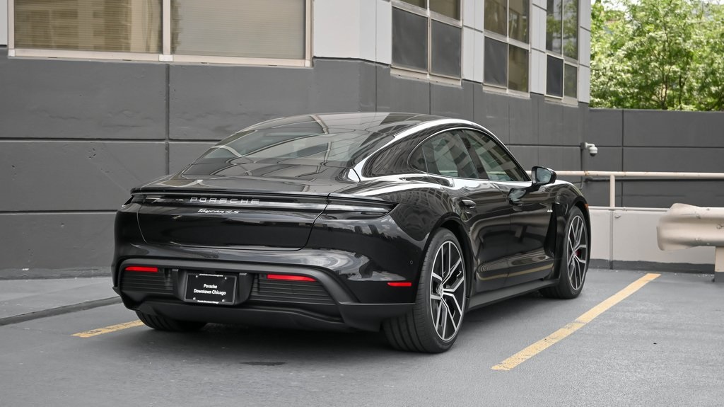 2025 Porsche Taycan 4S 3