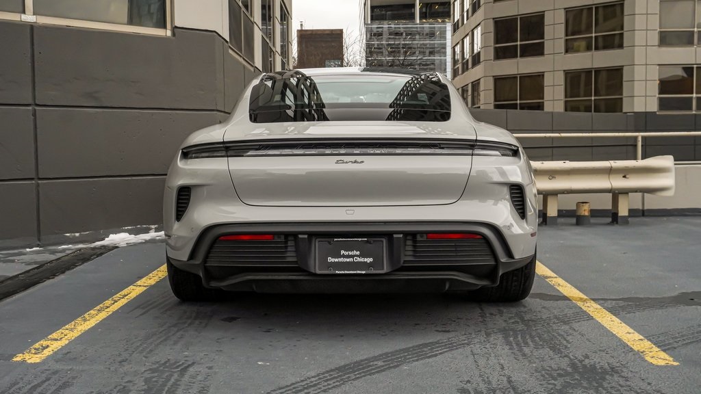 2025 Porsche Taycan Turbo 4