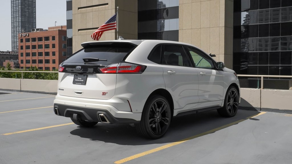 2019 Ford Edge ST 3