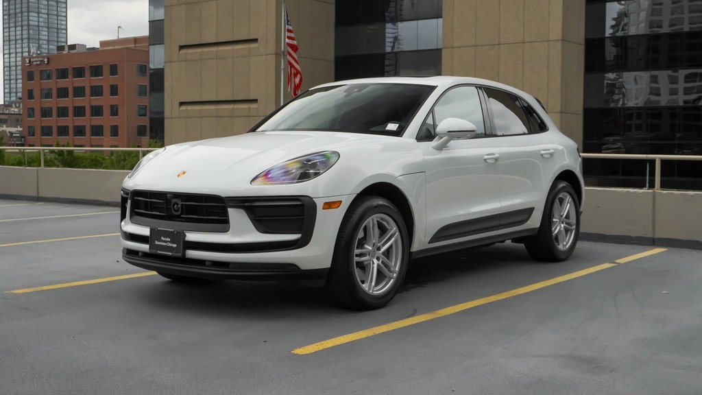 2024 Porsche Macan  1