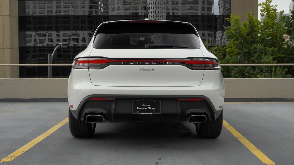 2024 Porsche Macan  4