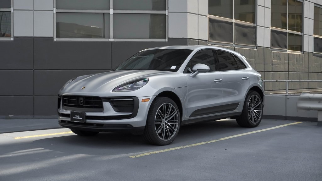 2024 Porsche Macan  1