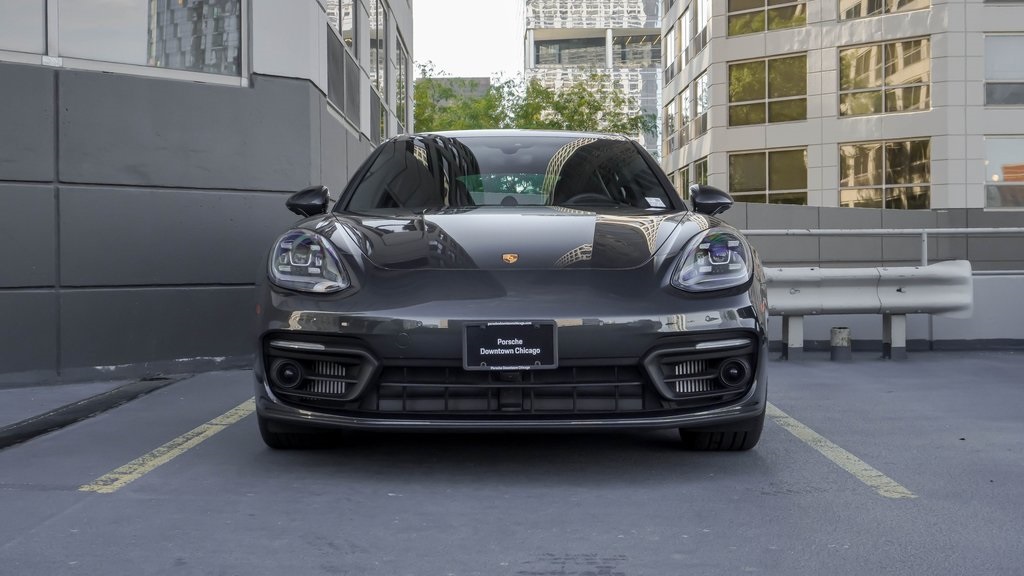 2023 Porsche Panamera 4 Platinum Edition 2