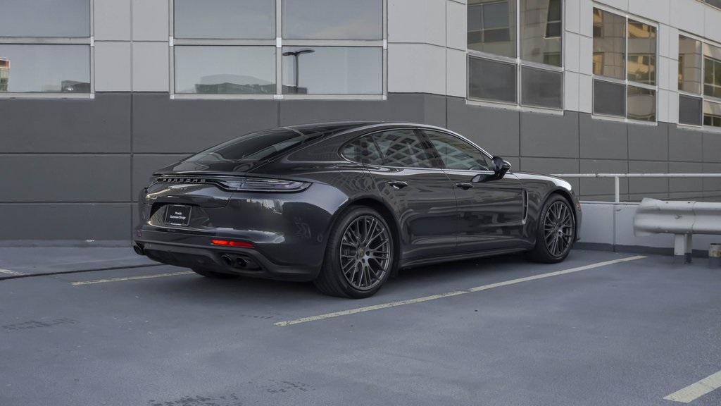 2023 Porsche Panamera 4 Platinum Edition 3