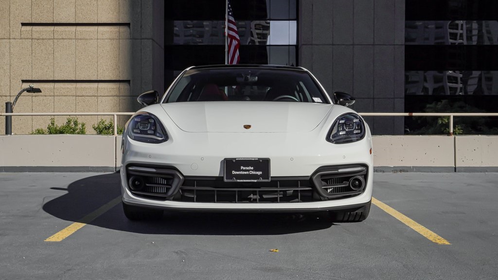 2023 Porsche Panamera 4 Platinum Edition 2