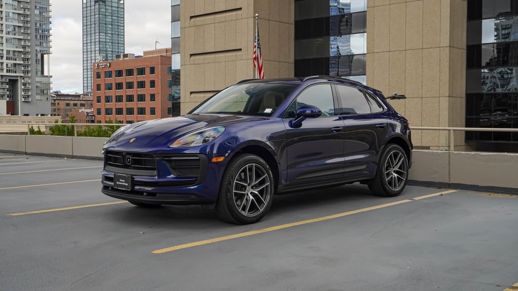 2024 Porsche Macan  1