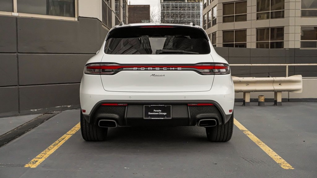 2024 Porsche Macan  4