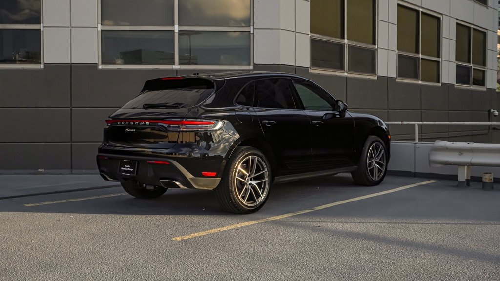 2024 Porsche Macan  3