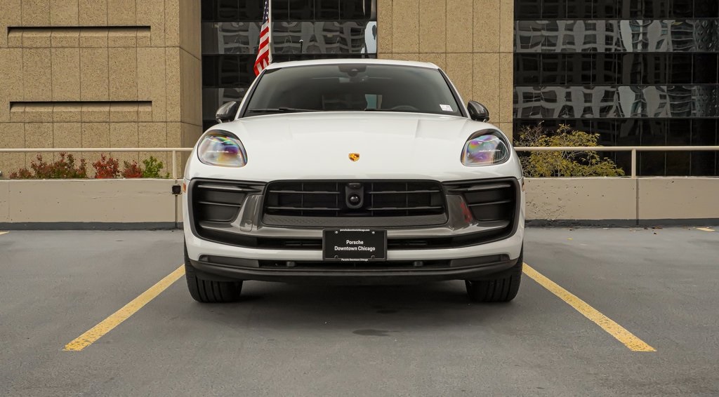 2024 Porsche Macan T 2