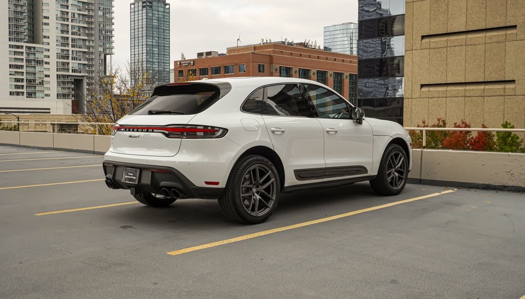 2024 Porsche Macan T 3