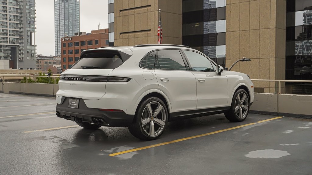 2024 Porsche Cayenne  3