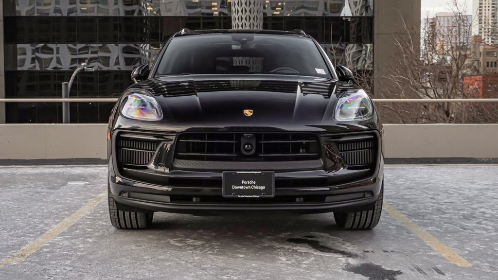 2024 Porsche Macan S 2