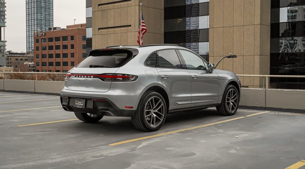 2024 Porsche Macan  3