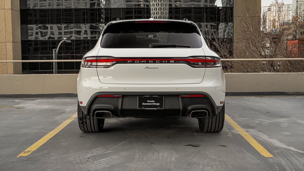 2024 Porsche Macan  4