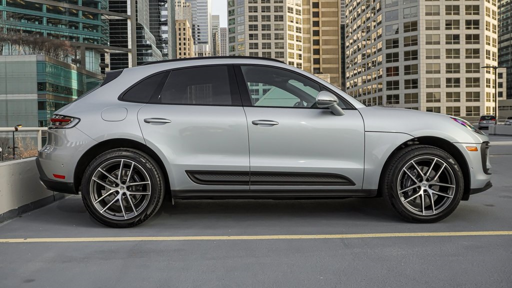 2024 Porsche Macan  4