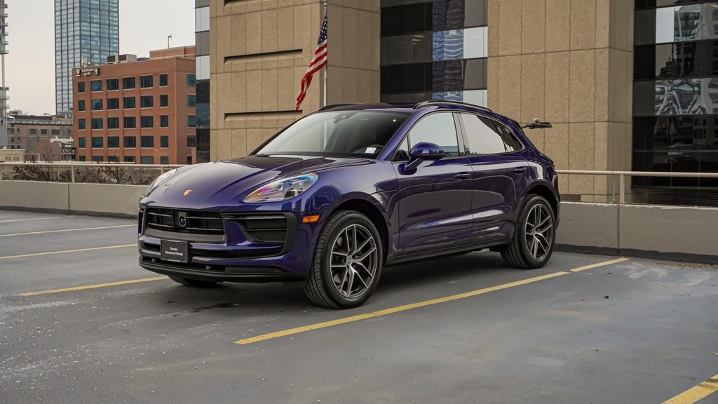 2024 Porsche Macan  1