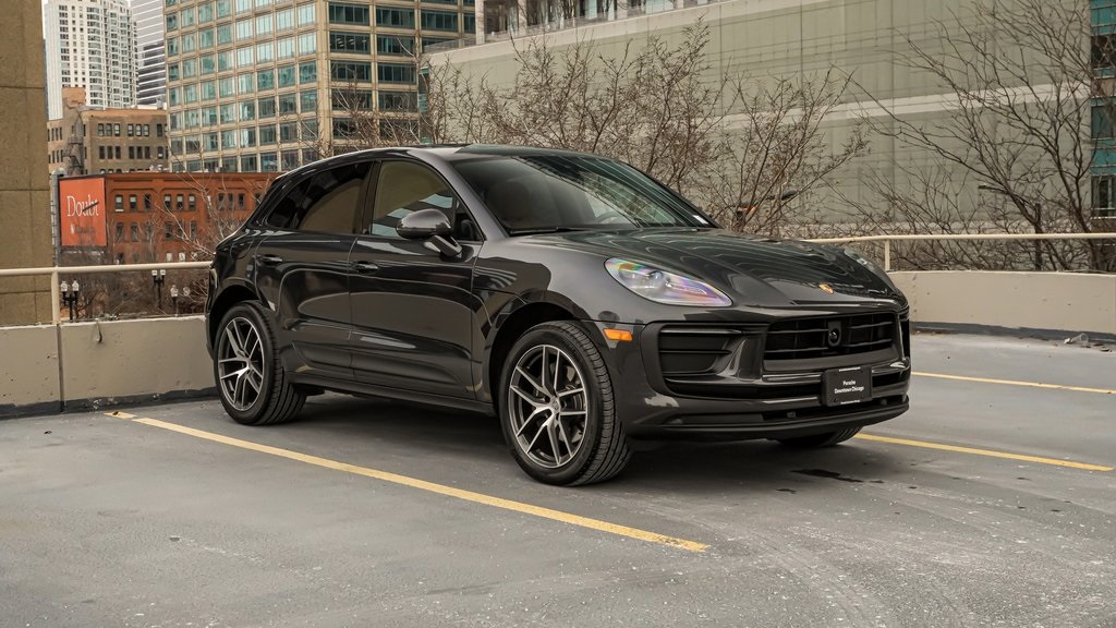 2024 Porsche Macan  3