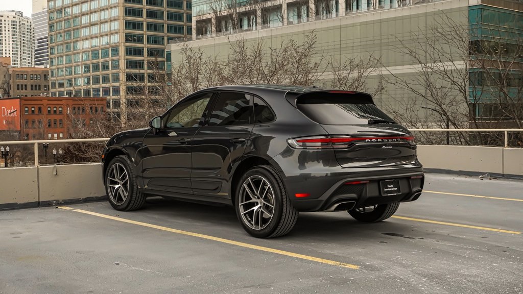 2024 Porsche Macan  8