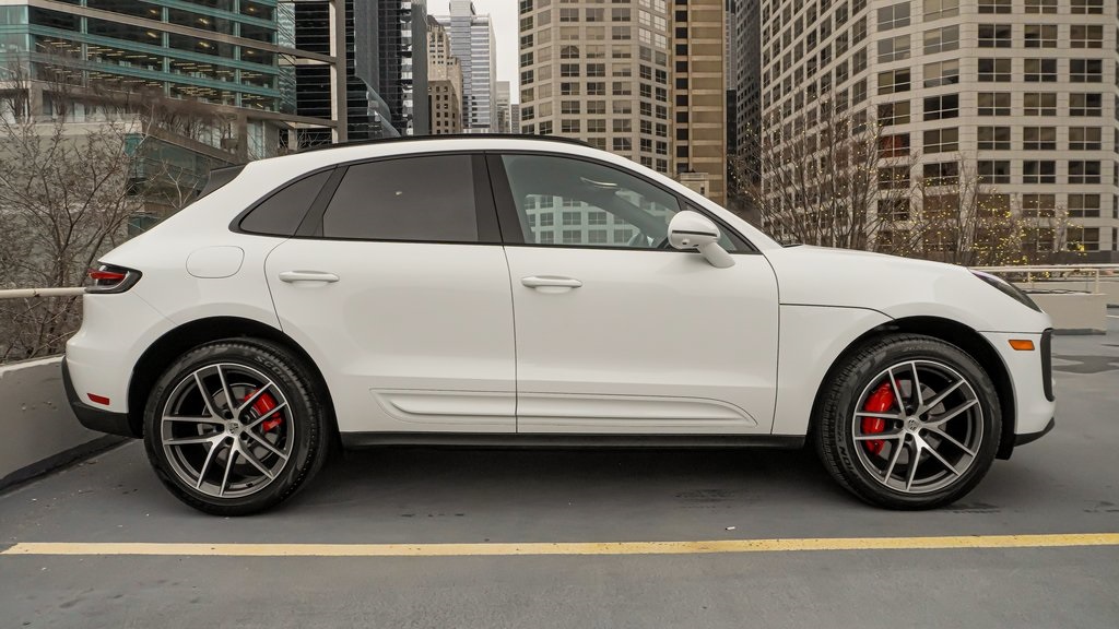 2024 Porsche Macan S 4