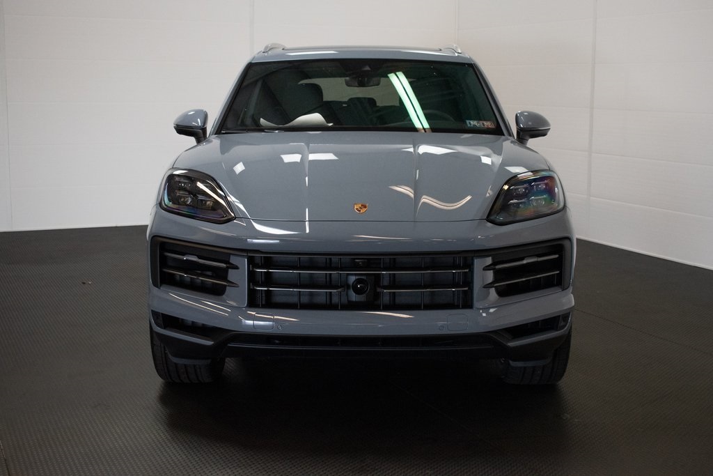 2025 Porsche Cayenne  4