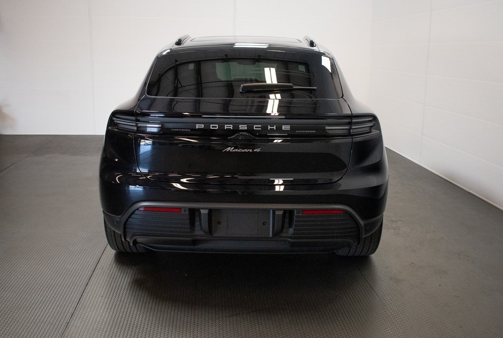 2024 Porsche Macan Electric 4 7