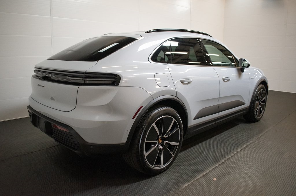 2024 Porsche Macan Electric 4 10