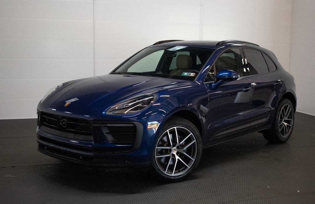 2024 Porsche Macan  1