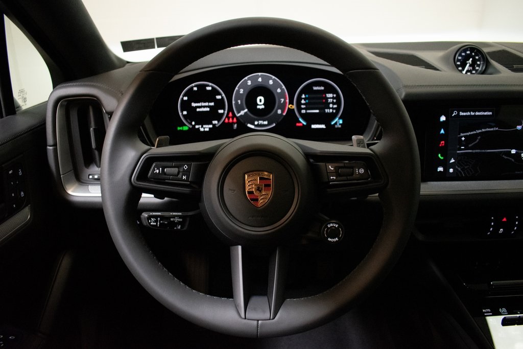 2025 Porsche Cayenne Coupe  18