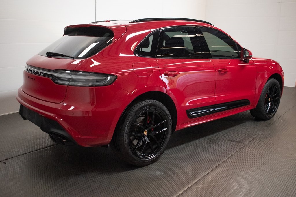 2023 Porsche Macan S 10