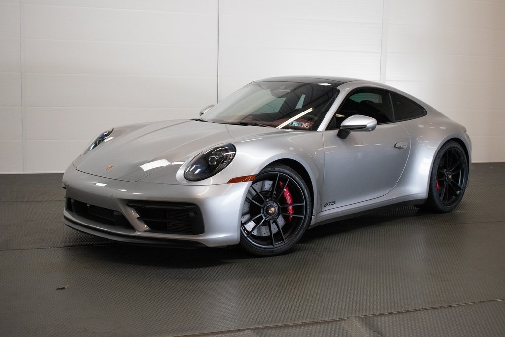 2022 Porsche 911 Carrera 4 GTS 1