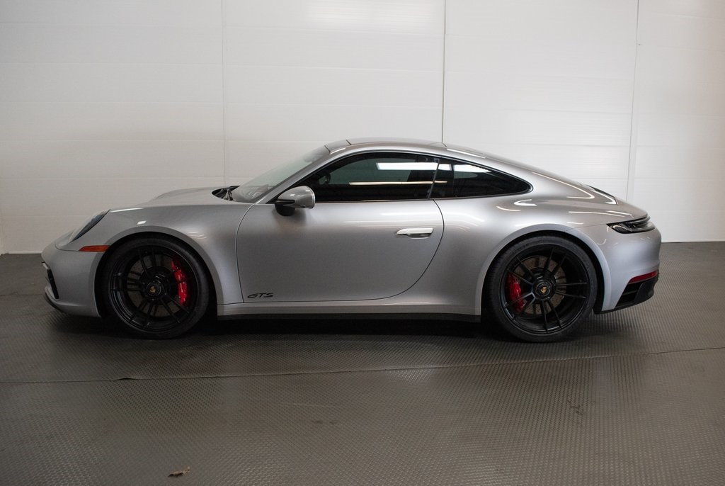 2022 Porsche 911 Carrera 4 GTS 3