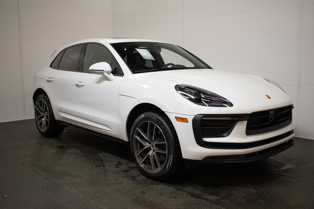 2024 Porsche Macan  8