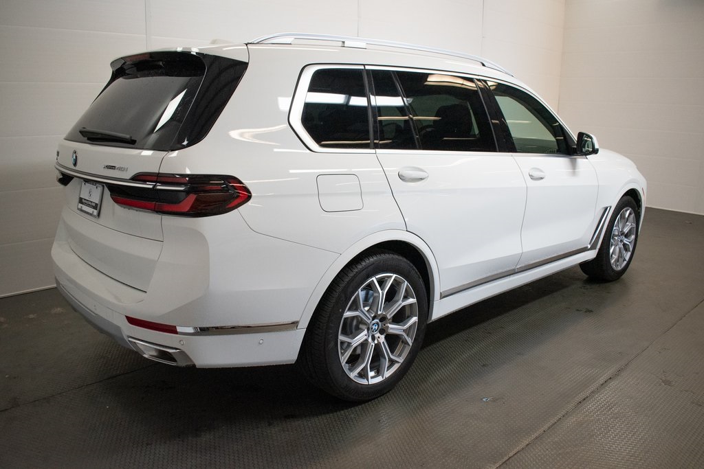 2025 BMW X7 xDrive40i 4