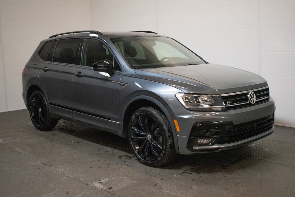 2021 Volkswagen Tiguan 2.0T SE R-Line Black 1