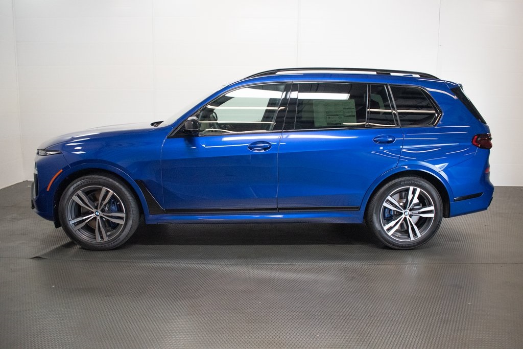 2025 BMW X7 M60i 7