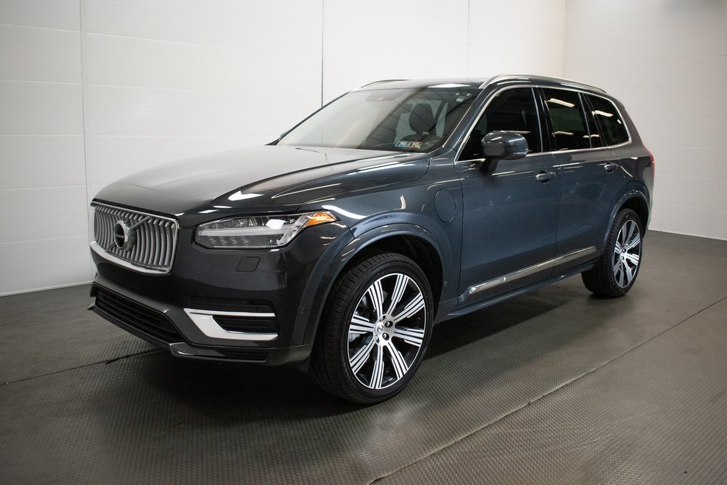 2022 Volvo XC90 Recharge Plug-In Hybrid T8 Inscription 6 Passenger 8