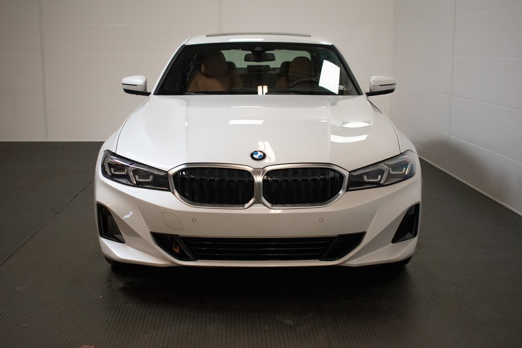 2023 BMW 3 Series 330i xDrive 2