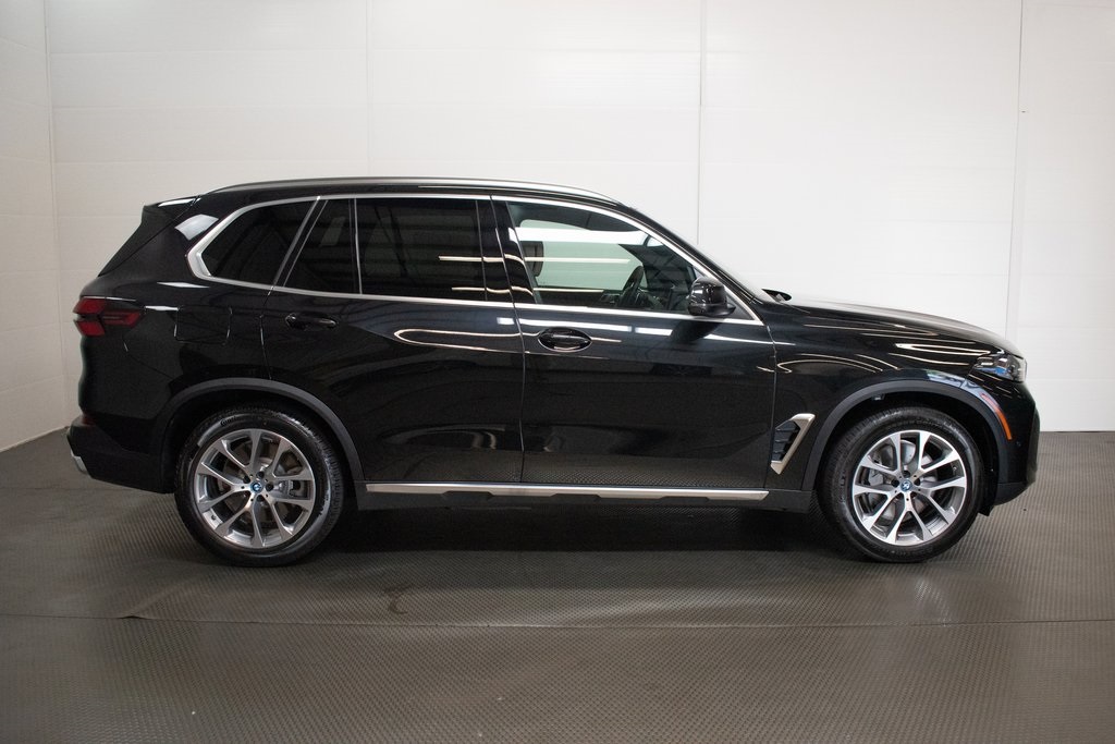 2025 BMW X5 xDrive50e 3