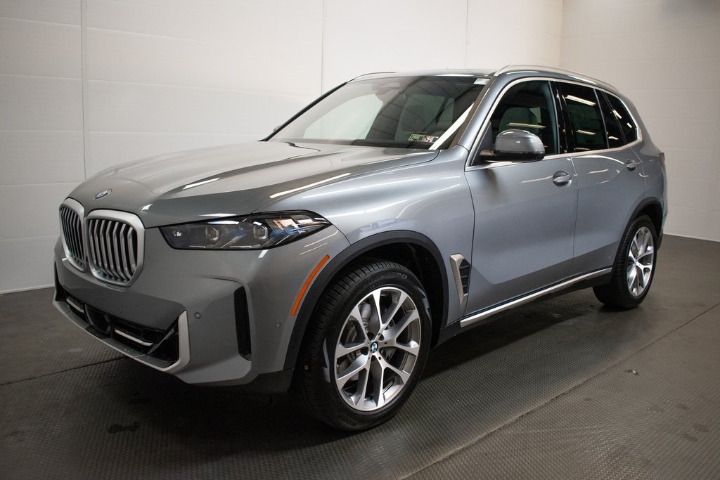 2025 BMW X5 xDrive40i 8