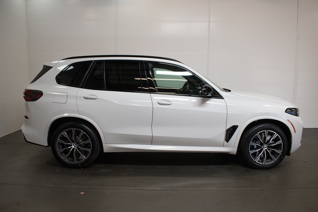 2025 BMW X5 M60i 3