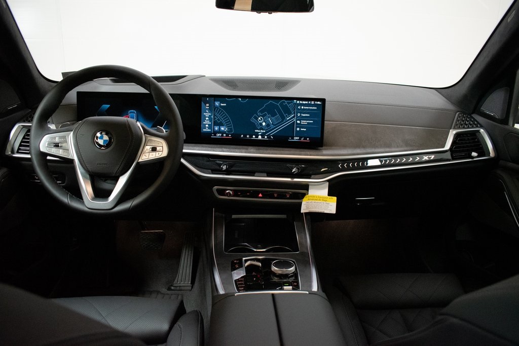 2024 BMW X7 xDrive40i 11