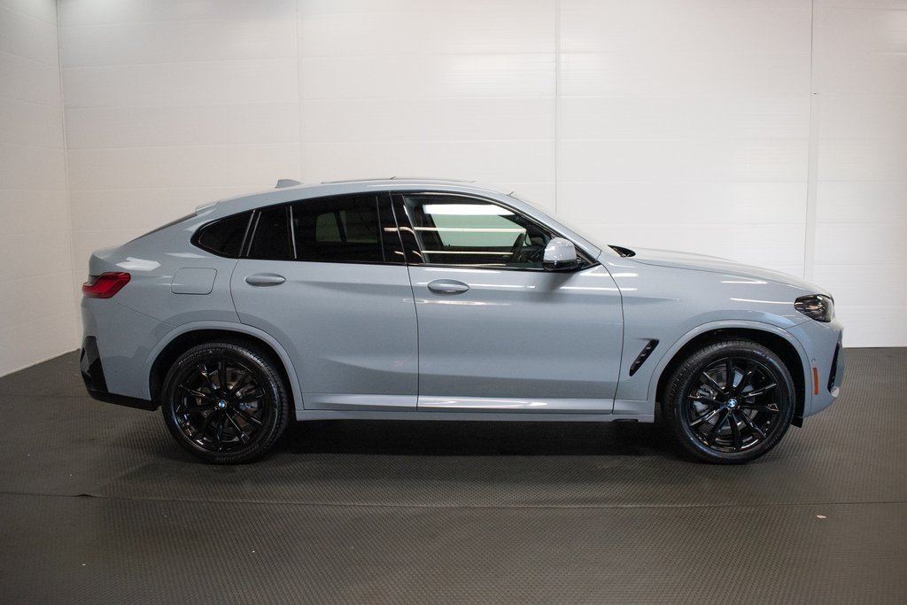 2025 BMW X4 xDrive30i 3