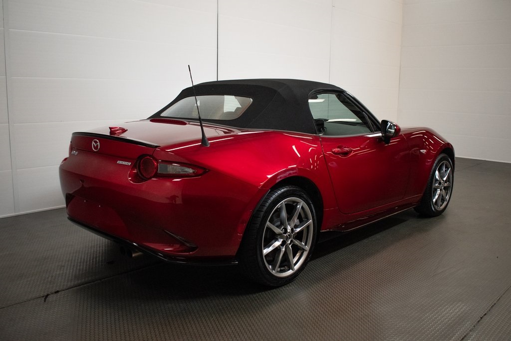 2021 Mazda MX-5 Miata Grand Touring 15