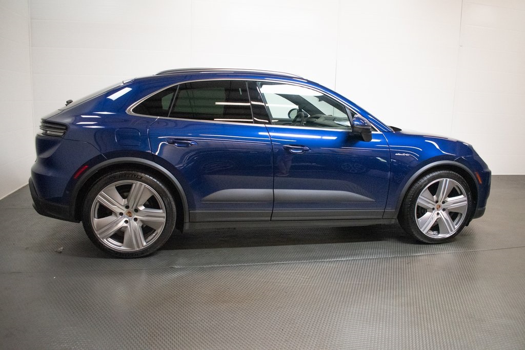 2024 Porsche Macan Electric 4 9